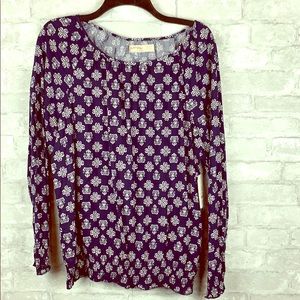 Long Sleeve Navy/white print Blouse